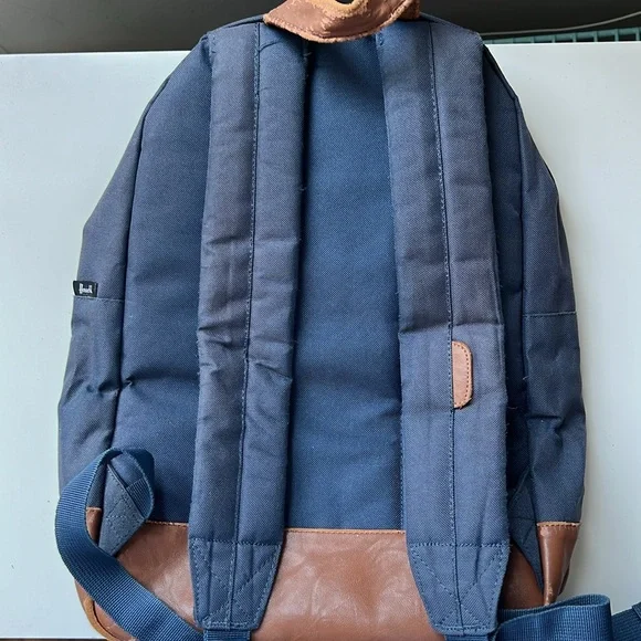 Herschel Heritage Backpack, Mid Volume, Navy Blue with Brown Leather - Picture 2 of 7